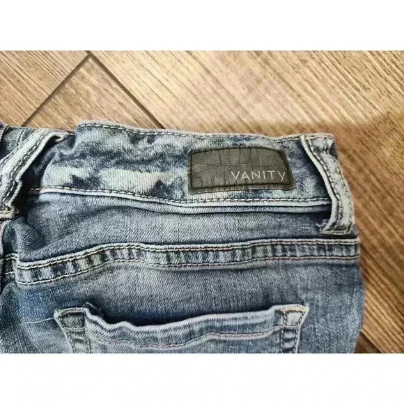 Vanity Women's Shorts Curvy Size 26 Medium Wash Denim Cotton - Picture 5 of 6